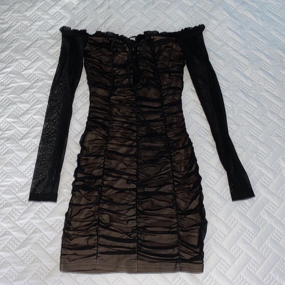 Off the shoulder sheer dress, with coverage underneath - Picture 3 of 6